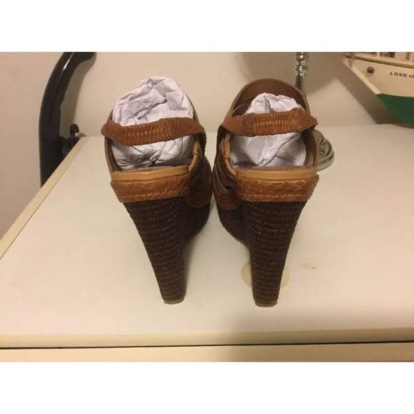 Elizabeth and James E-Silva platform sandals 7.5 - Picture 5 of 5